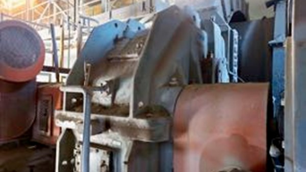 Large gearbox in industrial environment